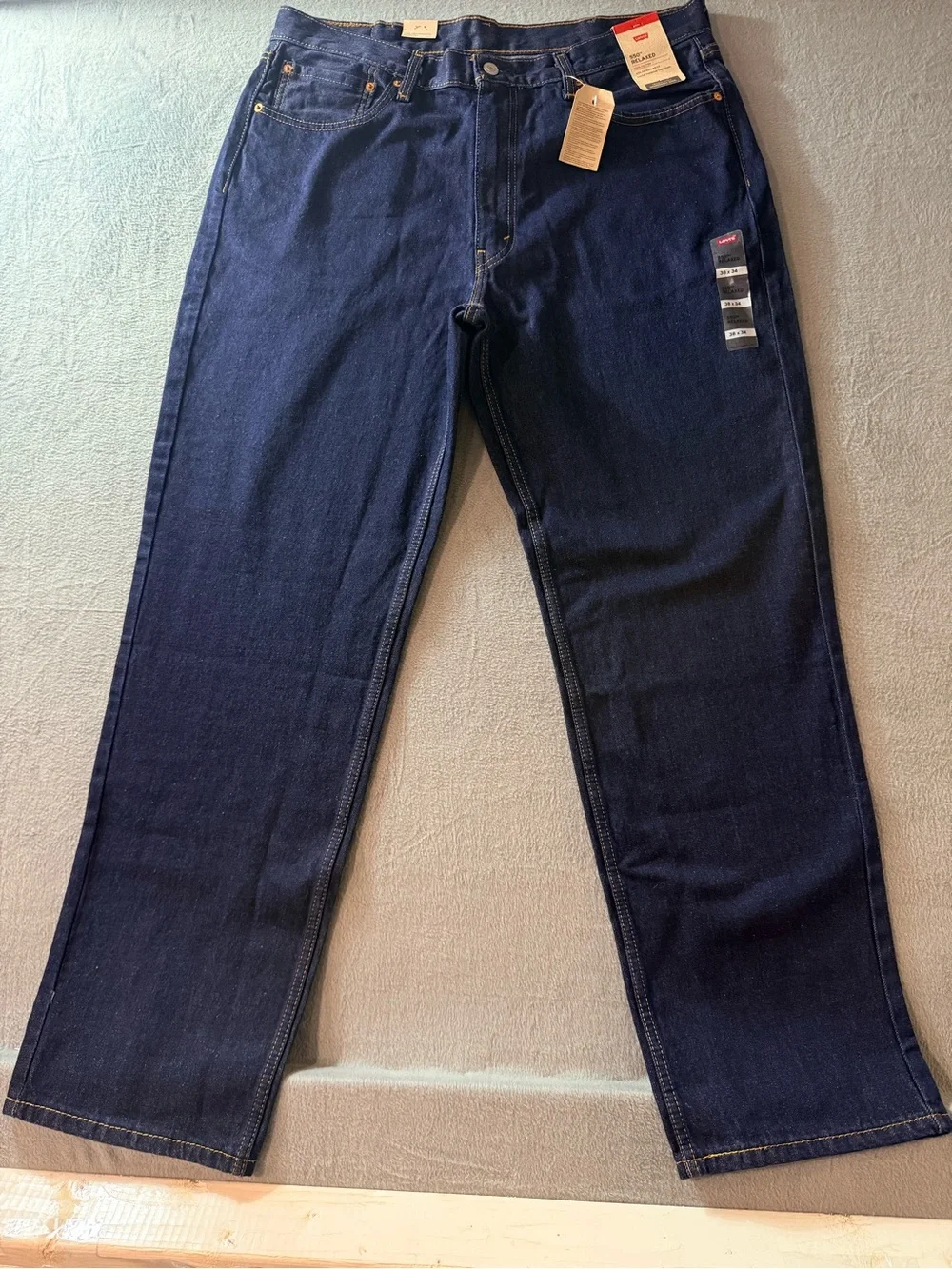 Levi’s - Men's 550 Relaxed Dark Blue Jeans - Classic Straight Fit